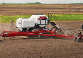 agwest-productline-whiteplanters-9000